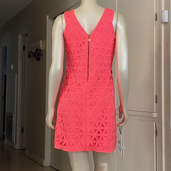 Lilly Pulitzer cut out shift dress size small - Picture 2 of 6